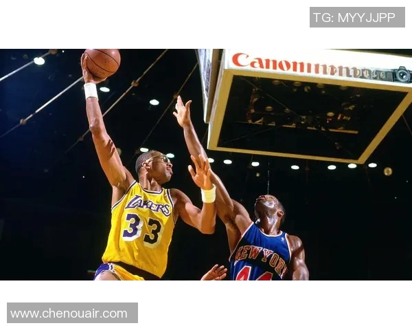 中锋篮球明星在NBA的辉煌历程与影响力分析